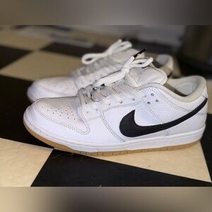Nike SB Dunk Low w/ Gum sole